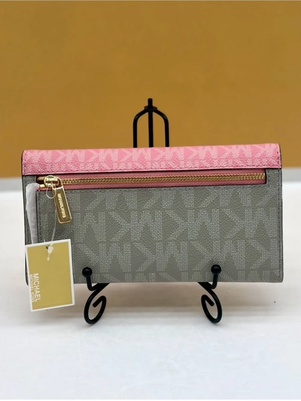 Michael Kors Jet Set Travel Signature Trifold Wallet Carnation Multi